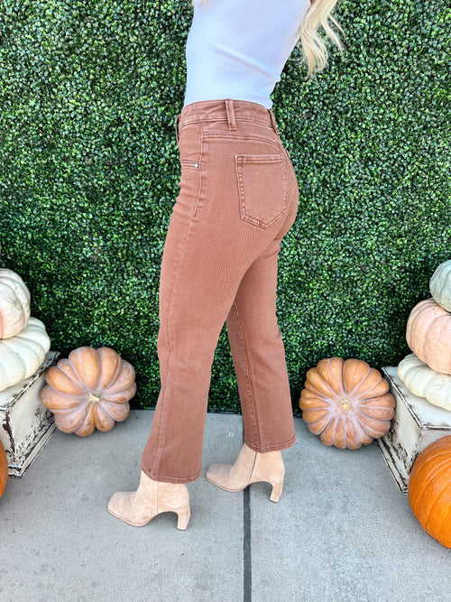 Mid Rise Straight Crop Pants